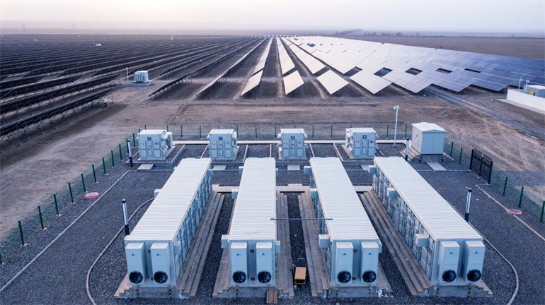 10MW Photovoltaic Storage Power Station Industrial Park Xinjiang Kashgar 10MW Photovoltaic Storage Power Station Industrial Park Xinjiang Kashgar